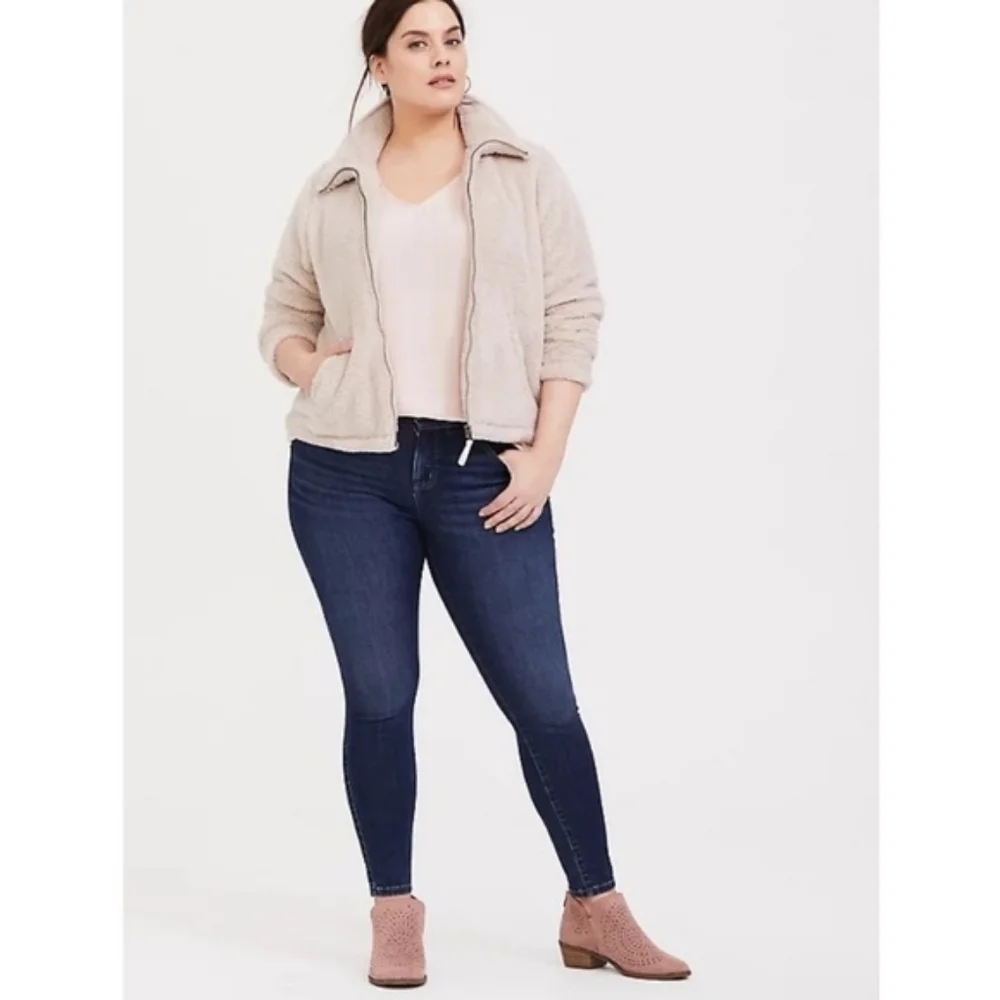 Torrid Sherpa Zip Up Jacket in Beige/Tan Size 4 (X) - Picture 2 of 11
